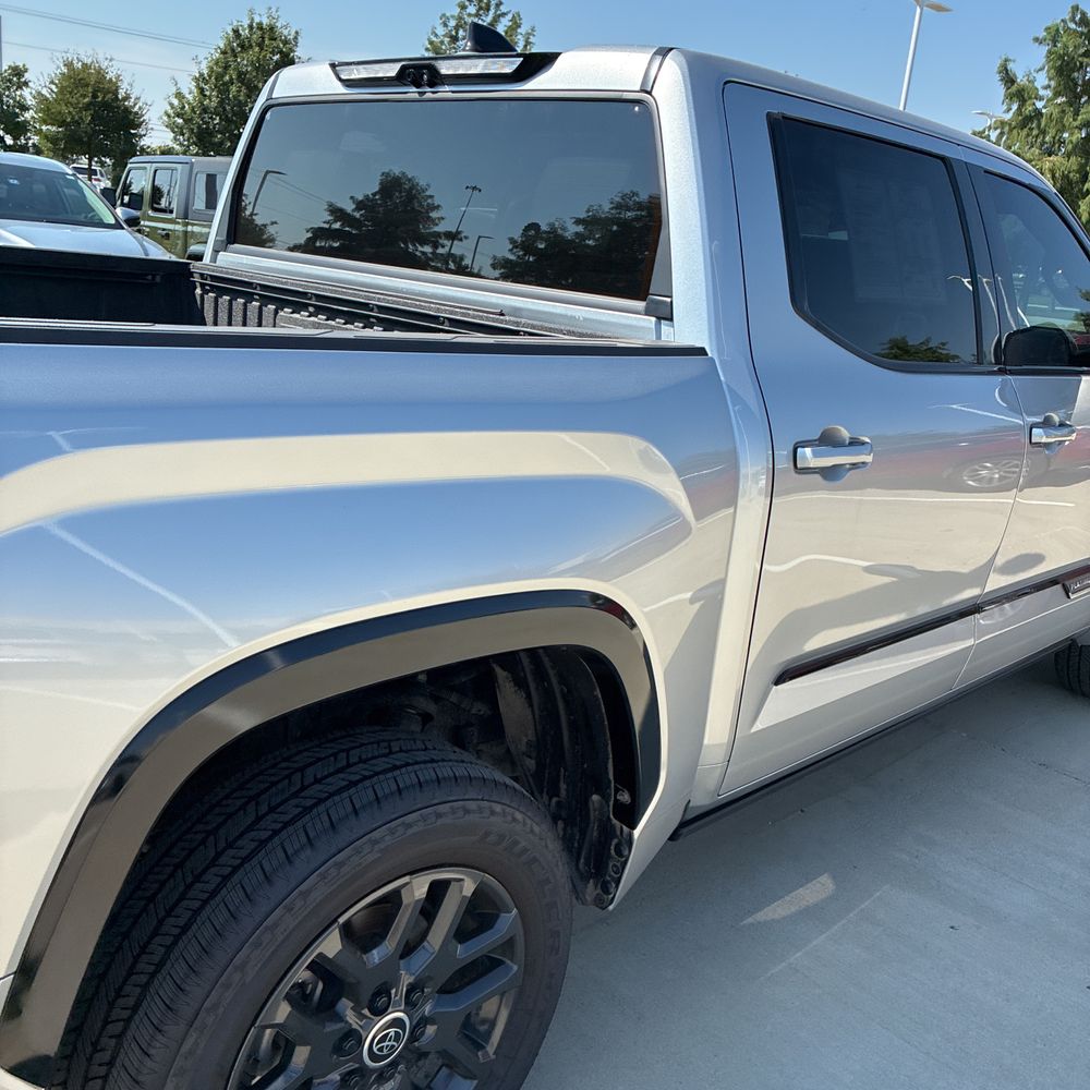 2023 Toyota Tundra Platinum HV