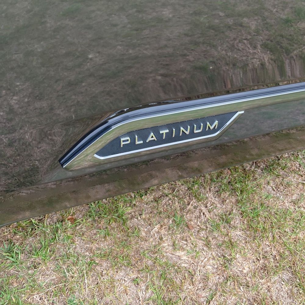 2025 Toyota Tundra Platinum HV