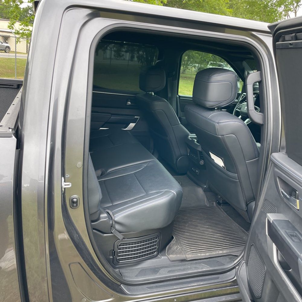 2025 Toyota Tundra Platinum HV