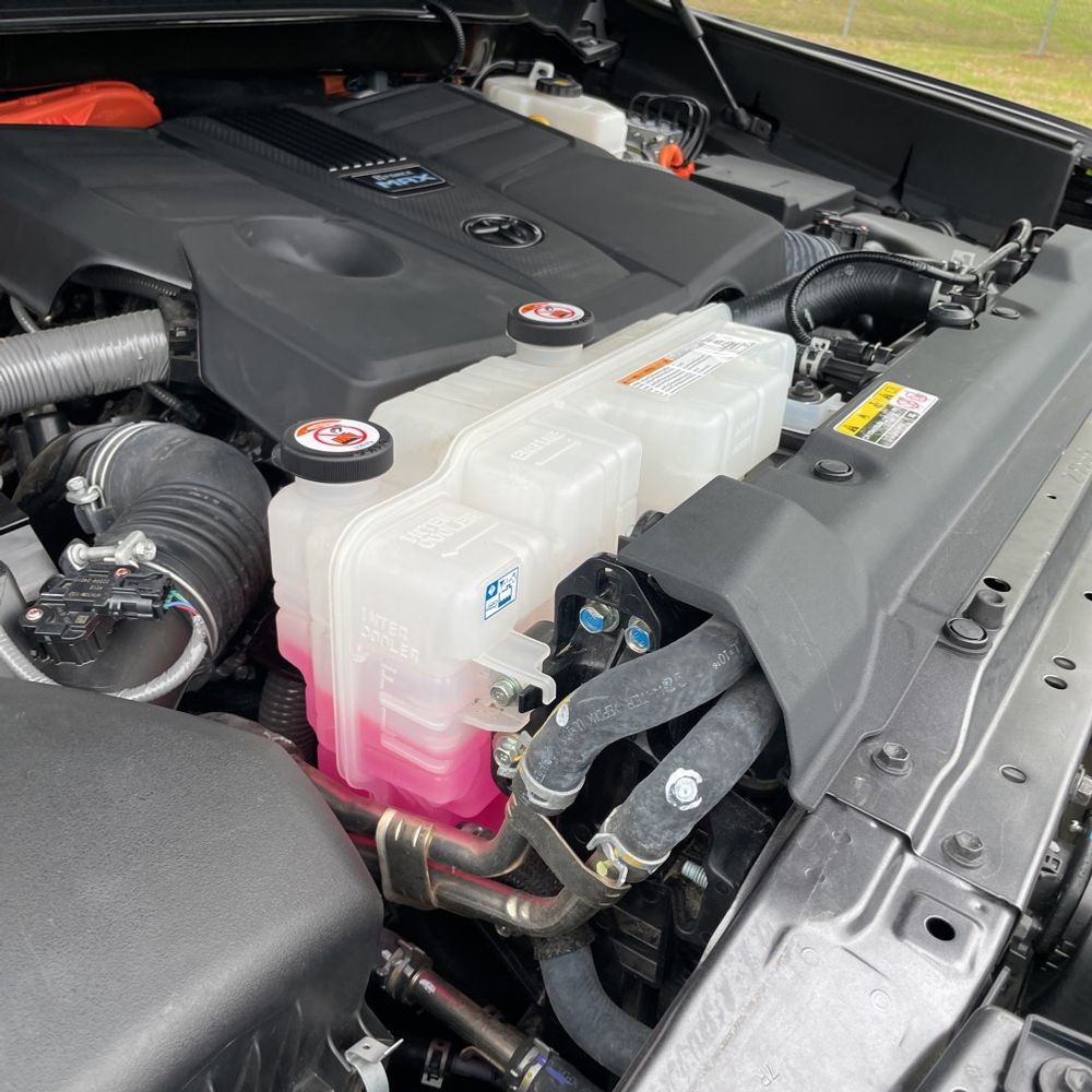 2025 Toyota Tundra Platinum HV