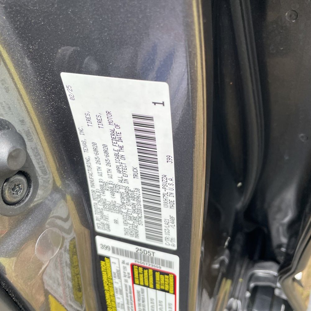 2025 Toyota Tundra Platinum HV