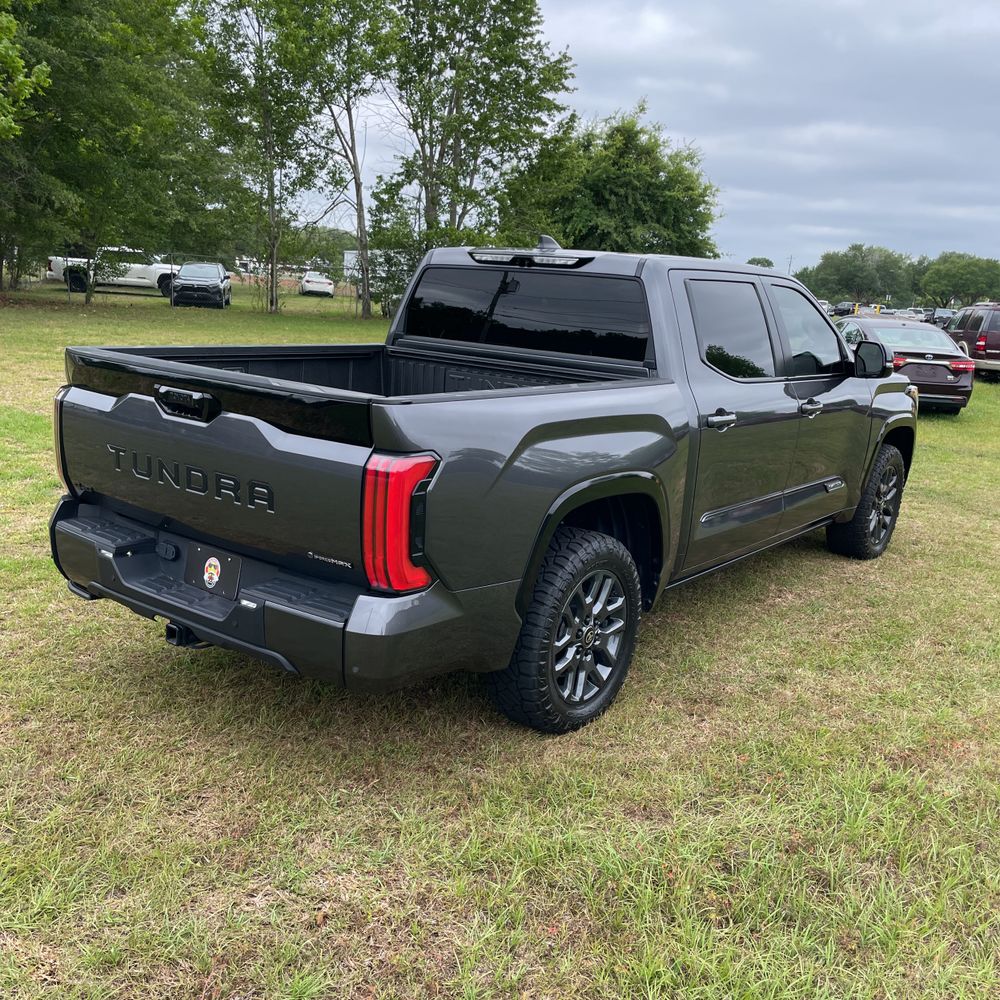2025 Toyota Tundra Platinum HV