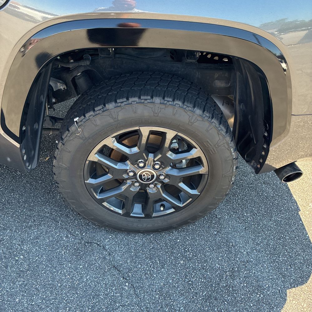 2022 Toyota Tundra Platinum HV