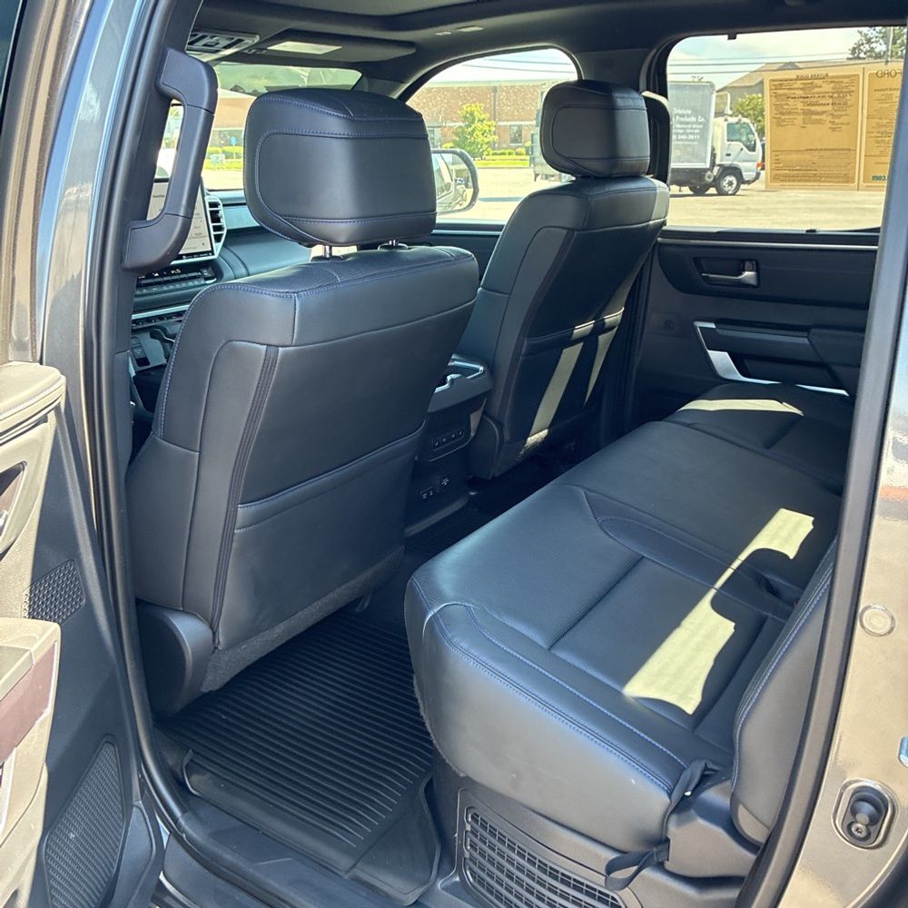 2022 Toyota Tundra Platinum HV