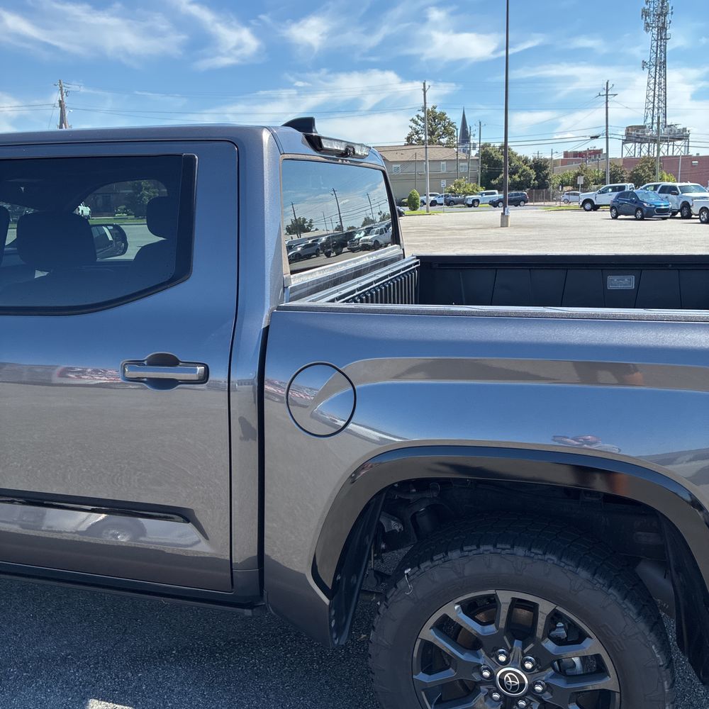 2022 Toyota Tundra Platinum HV