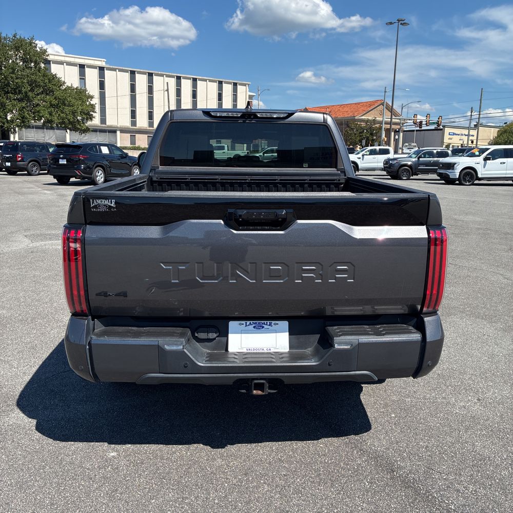 2022 Toyota Tundra Platinum HV