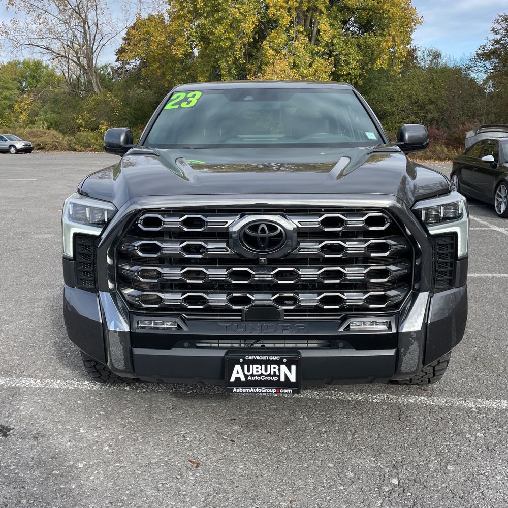 2023 Toyota Tundra Platinum HV