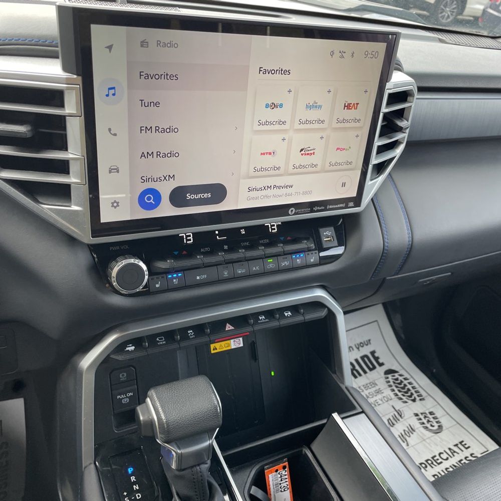 2023 Toyota Tundra Platinum HV