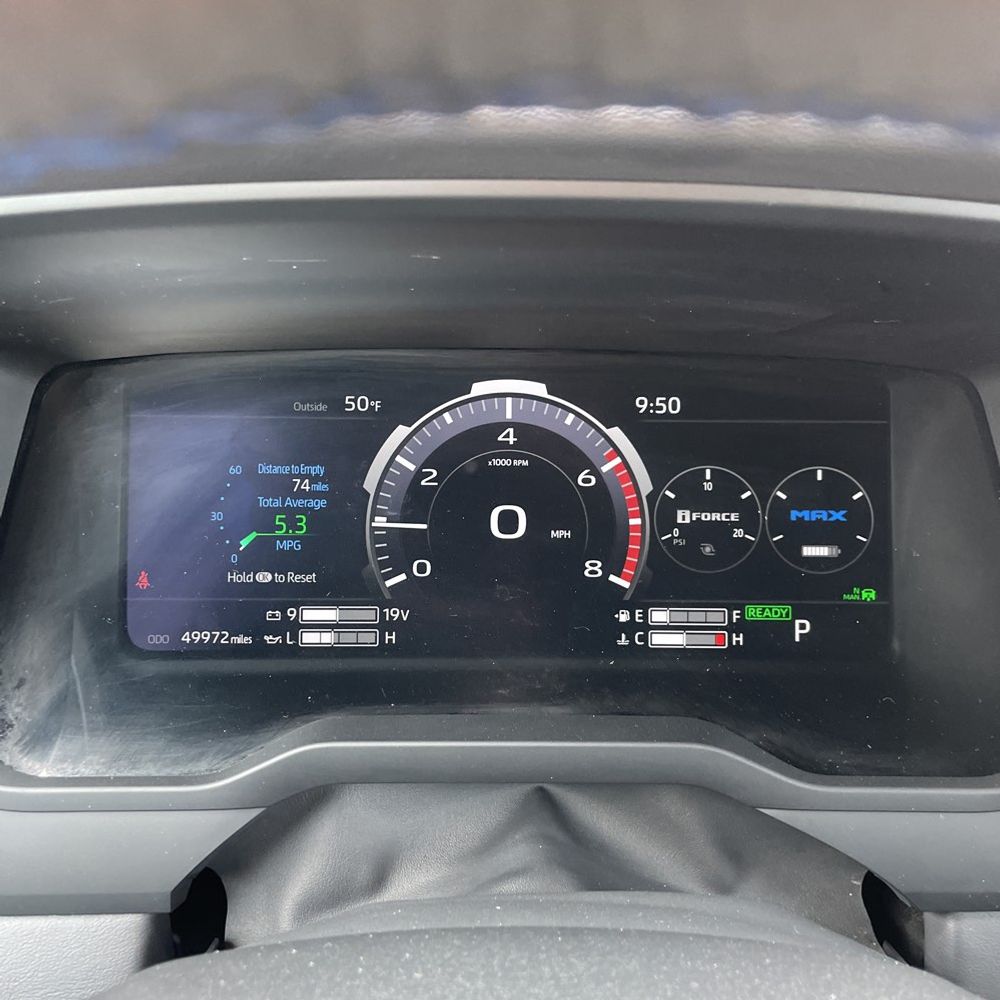2023 Toyota Tundra Platinum HV