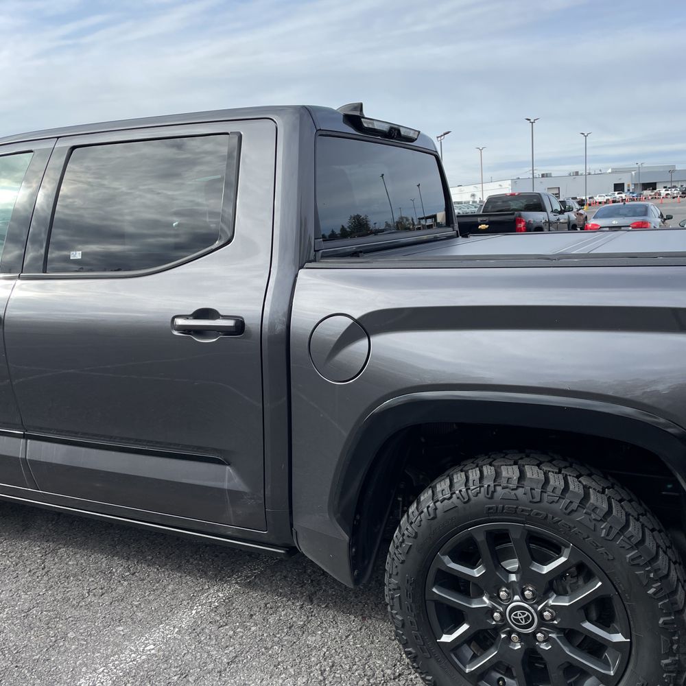 2023 Toyota Tundra Platinum HV
