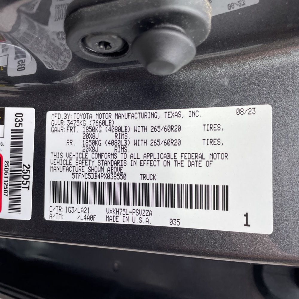 2023 Toyota Tundra Platinum HV