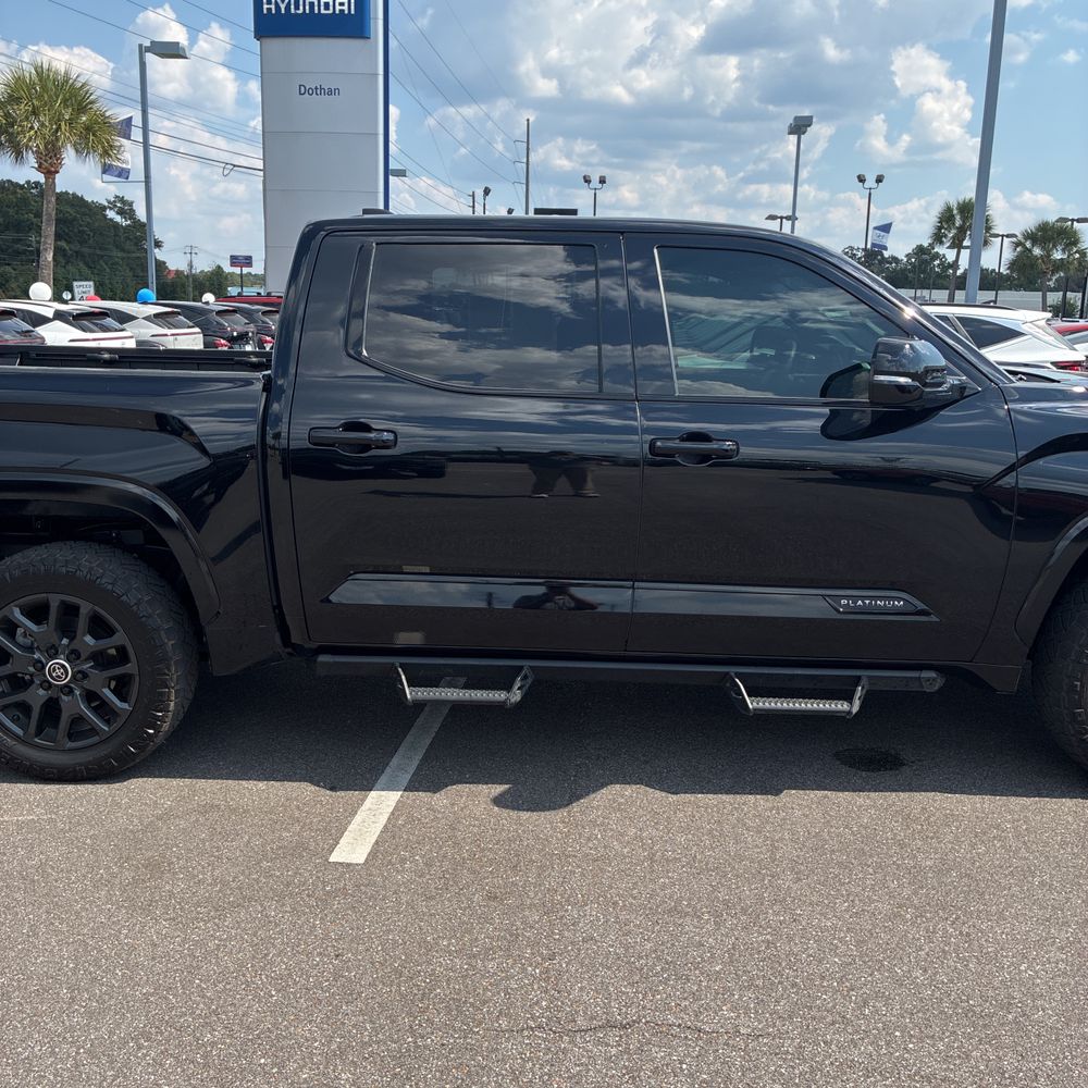 2024 Toyota Tundra Platinum HV