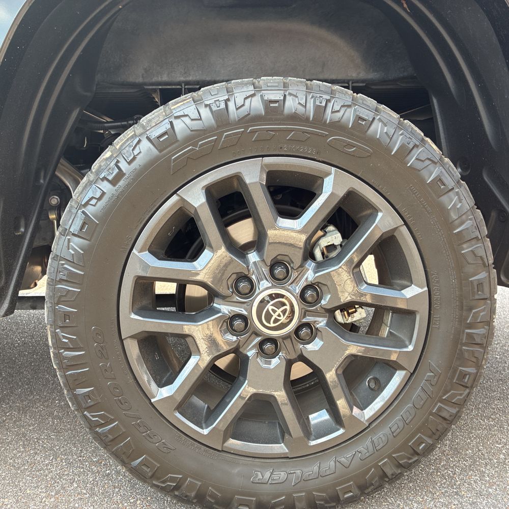 2024 Toyota Tundra Platinum HV