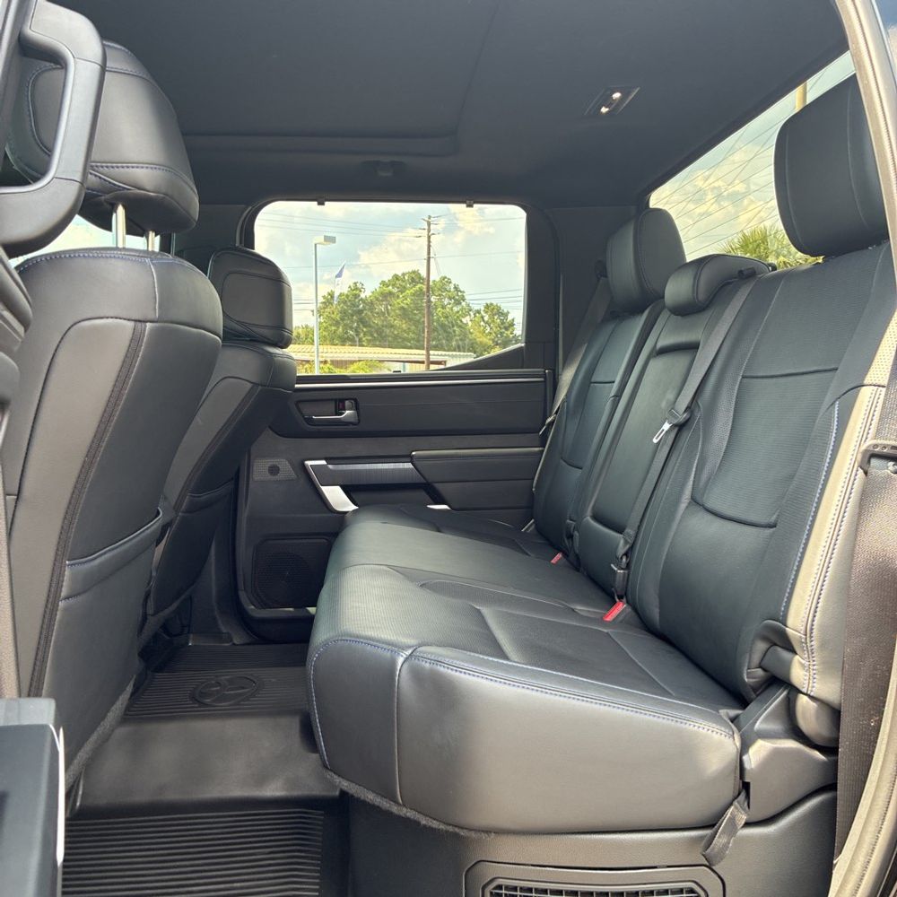 2024 Toyota Tundra Platinum HV