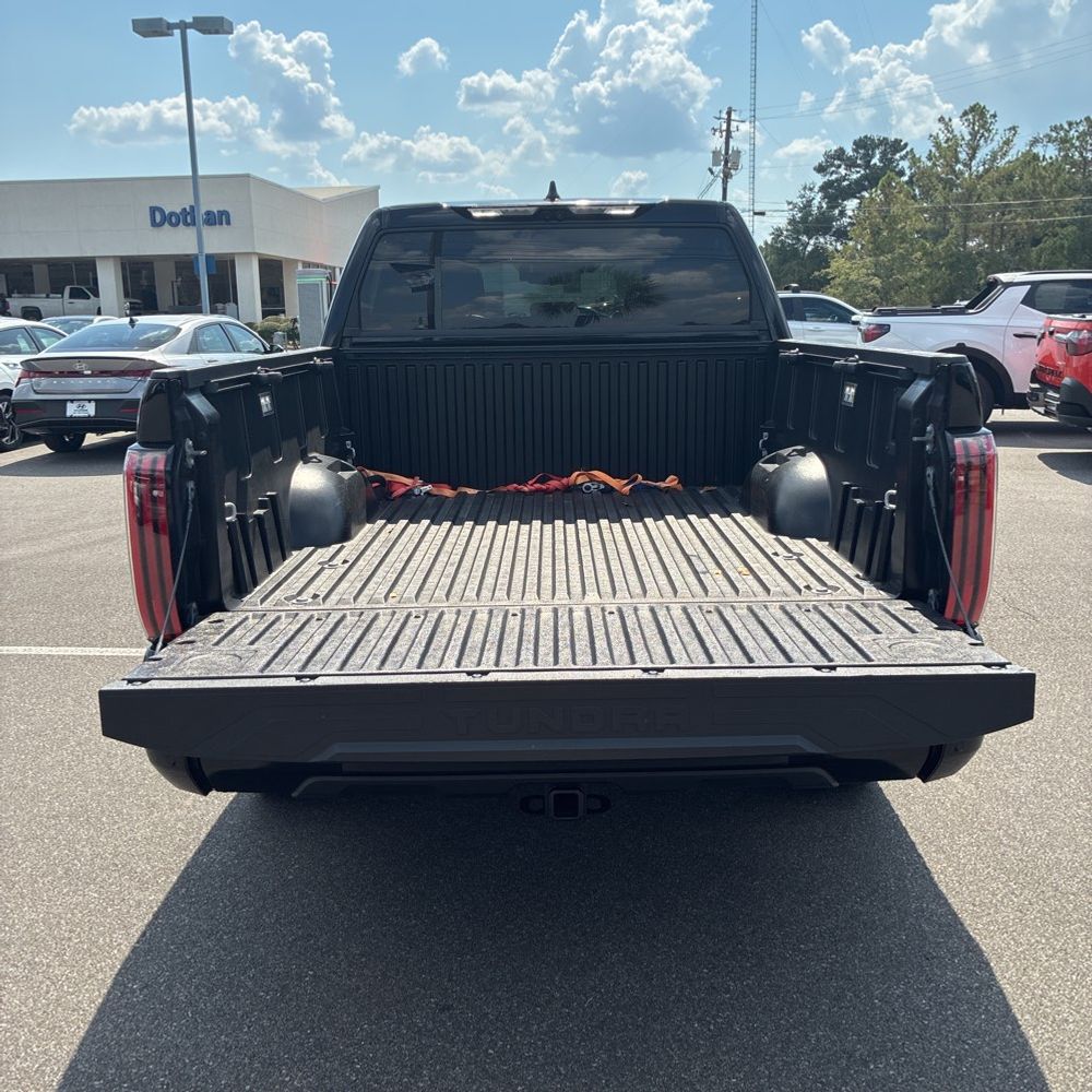 2024 Toyota Tundra Platinum HV