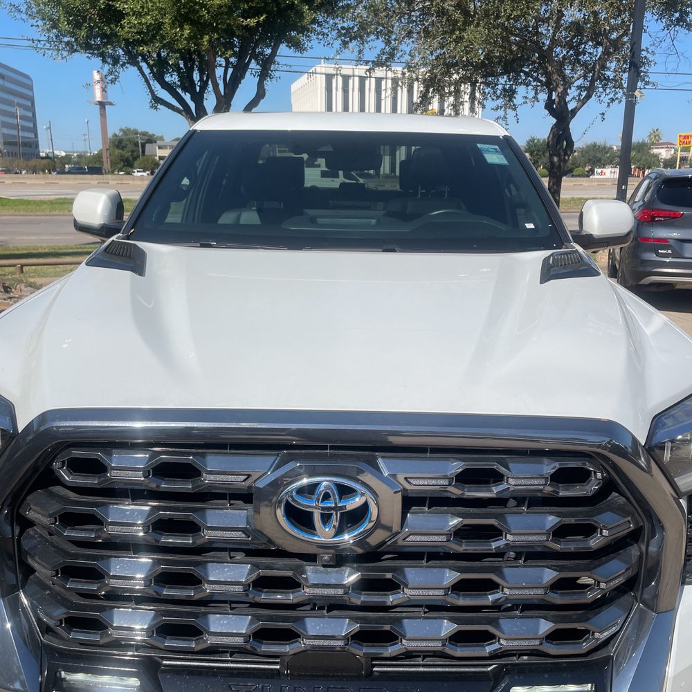 2024 Toyota Tundra Platinum HV
