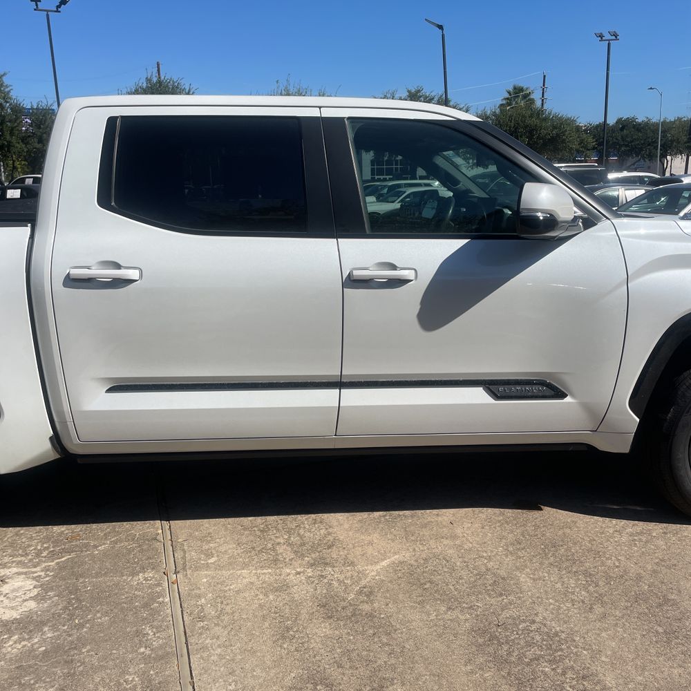 2024 Toyota Tundra Platinum HV