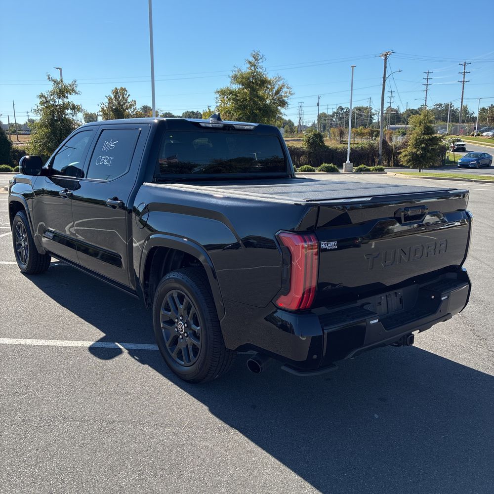 2023 Toyota Tundra Platinum HV