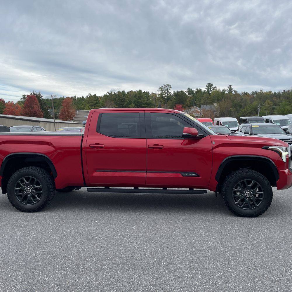 2023 Toyota Tundra Platinum HV