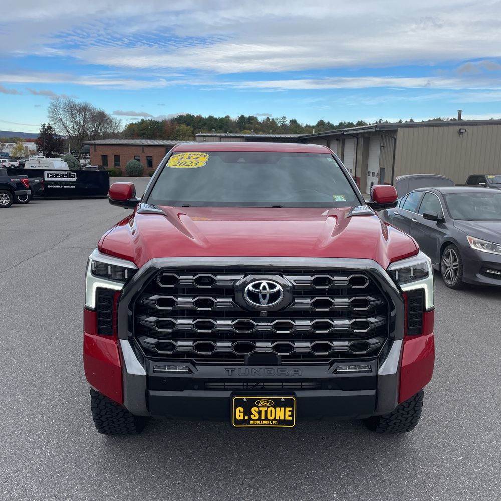 2023 Toyota Tundra Platinum HV