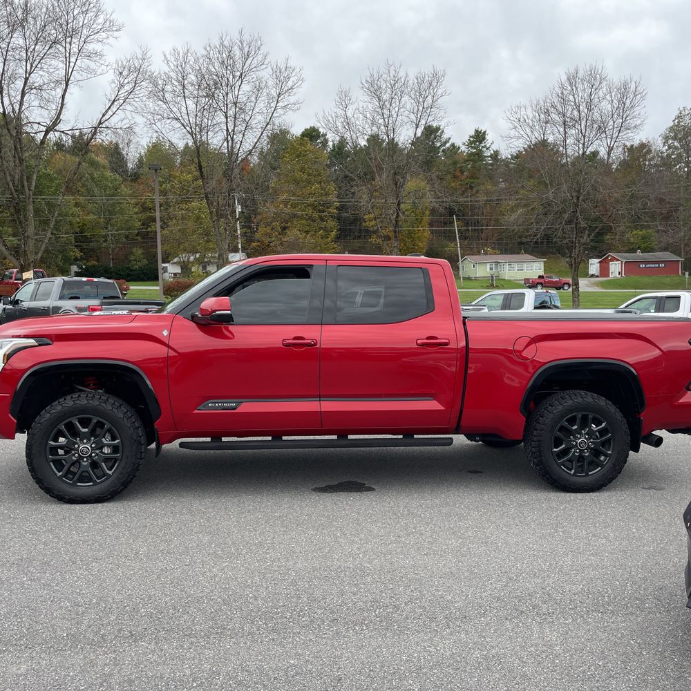 2023 Toyota Tundra Platinum HV
