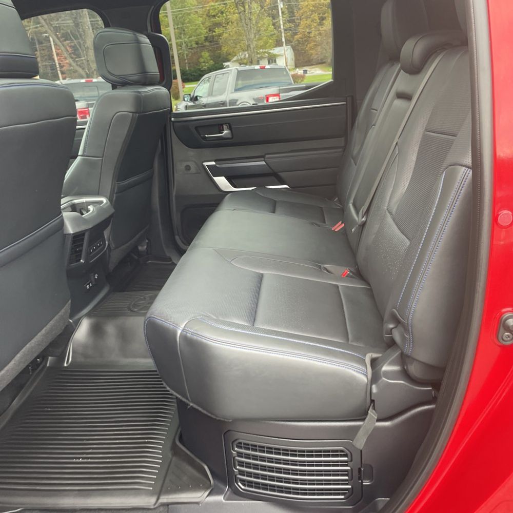 2023 Toyota Tundra Platinum HV
