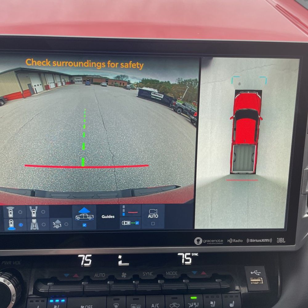 2023 Toyota Tundra Platinum HV