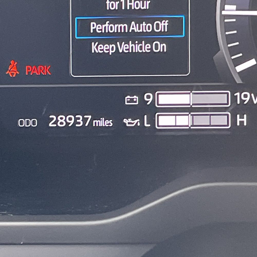 2023 Toyota Tundra Platinum HV