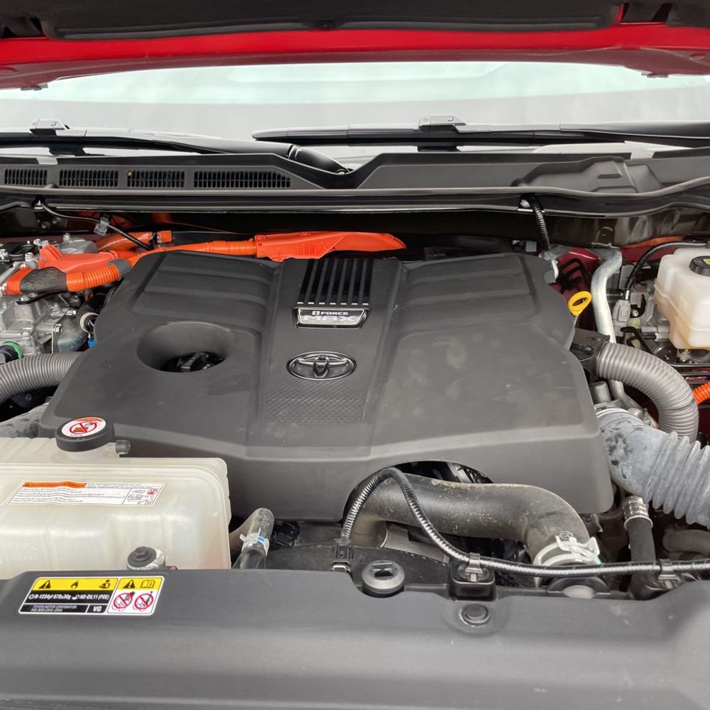 2023 Toyota Tundra Platinum HV