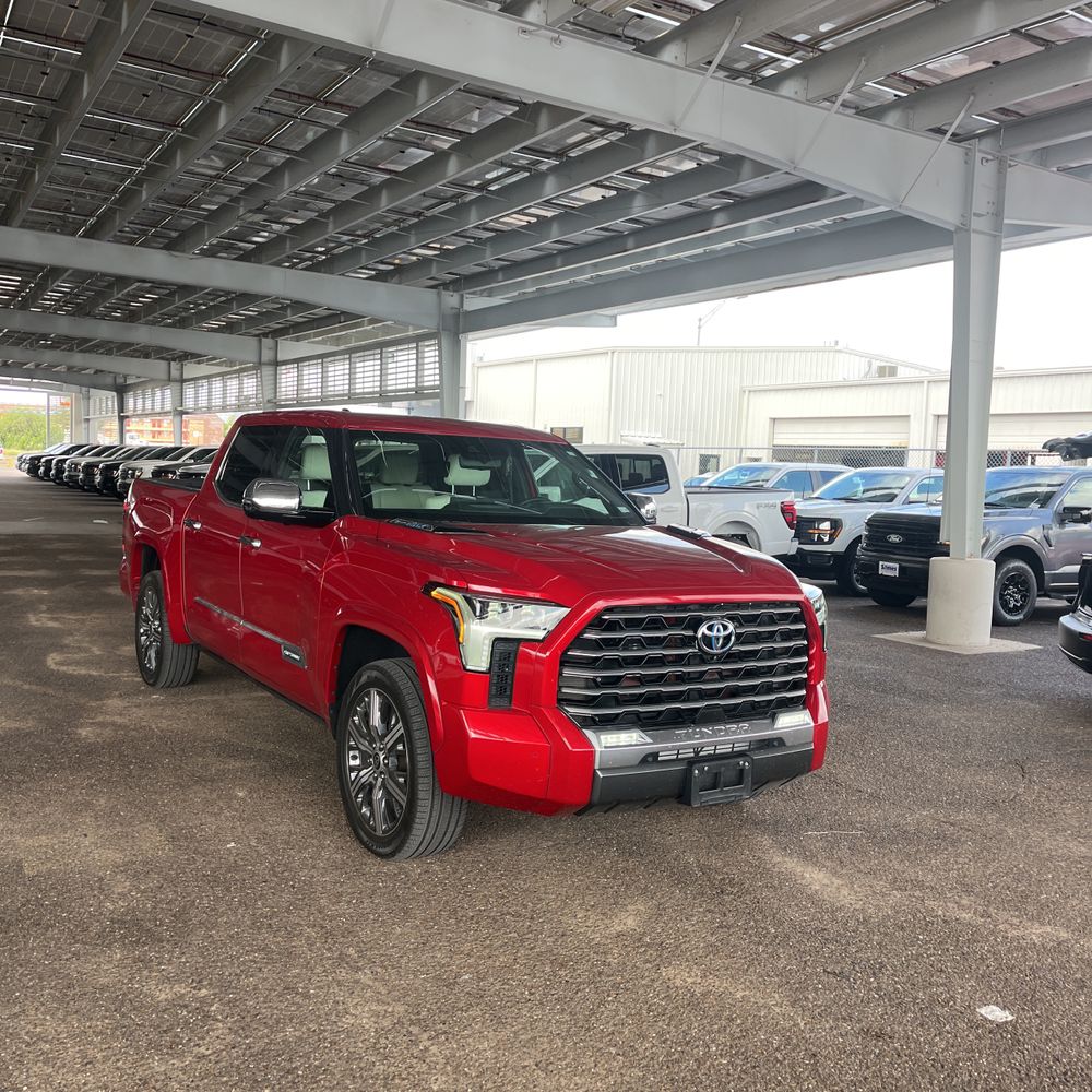 2023 Toyota Tundra Capstone HV
