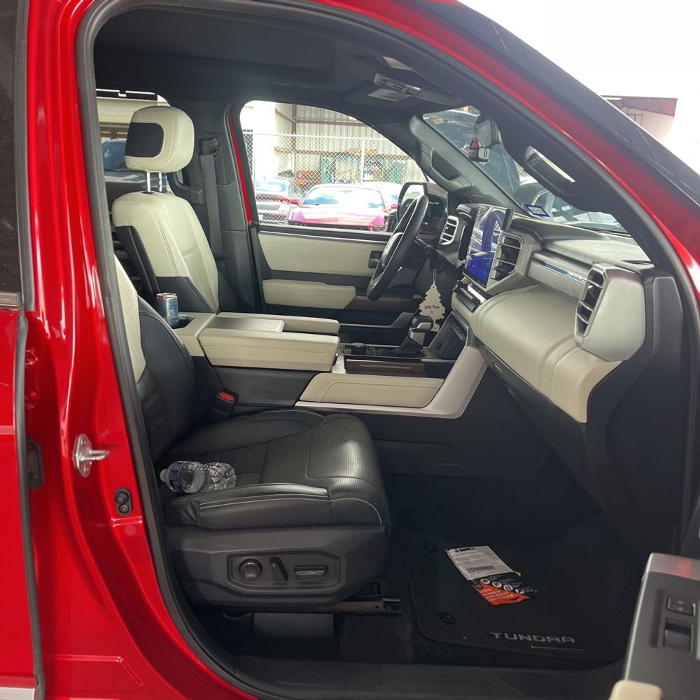 2023 Toyota Tundra Capstone HV