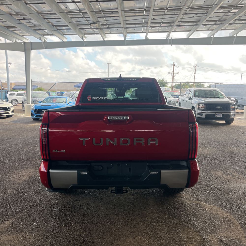 2023 Toyota Tundra Capstone HV
