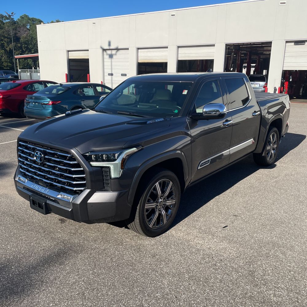 2023 Toyota Tundra Capstone HV