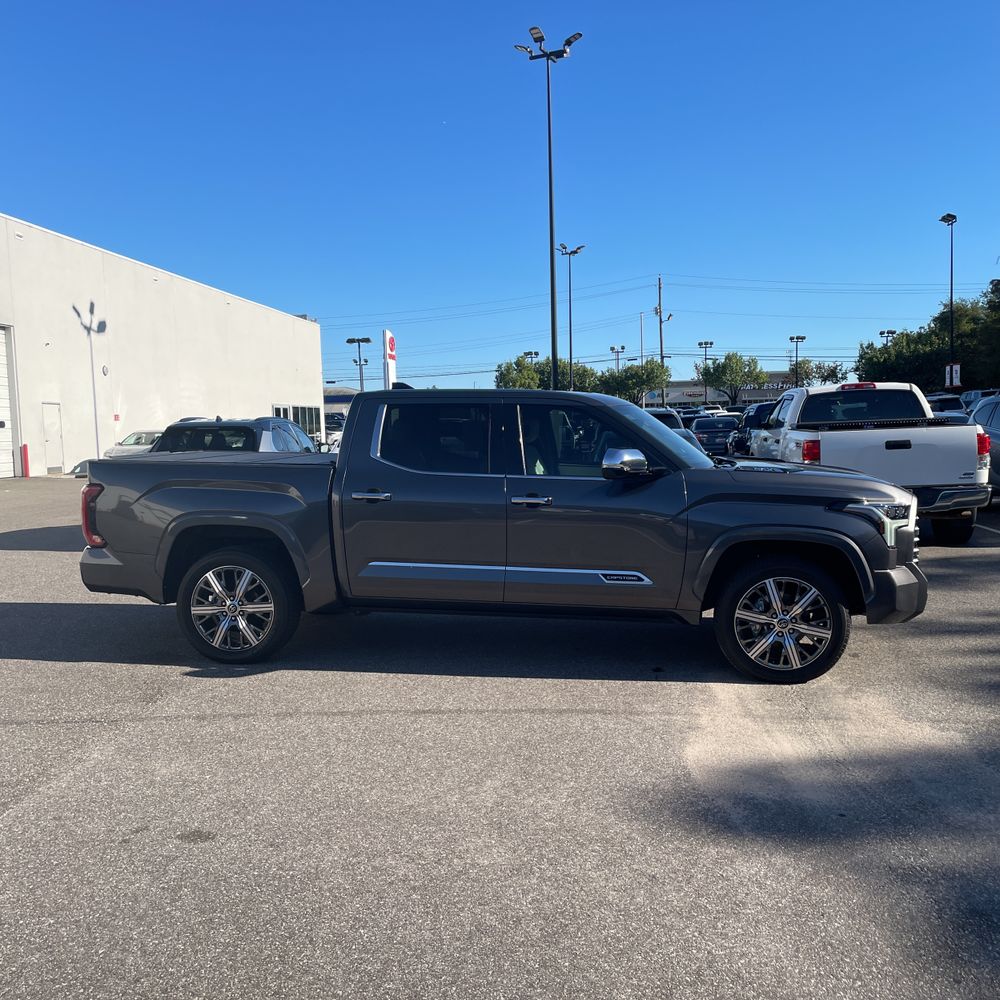 2023 Toyota Tundra Capstone HV