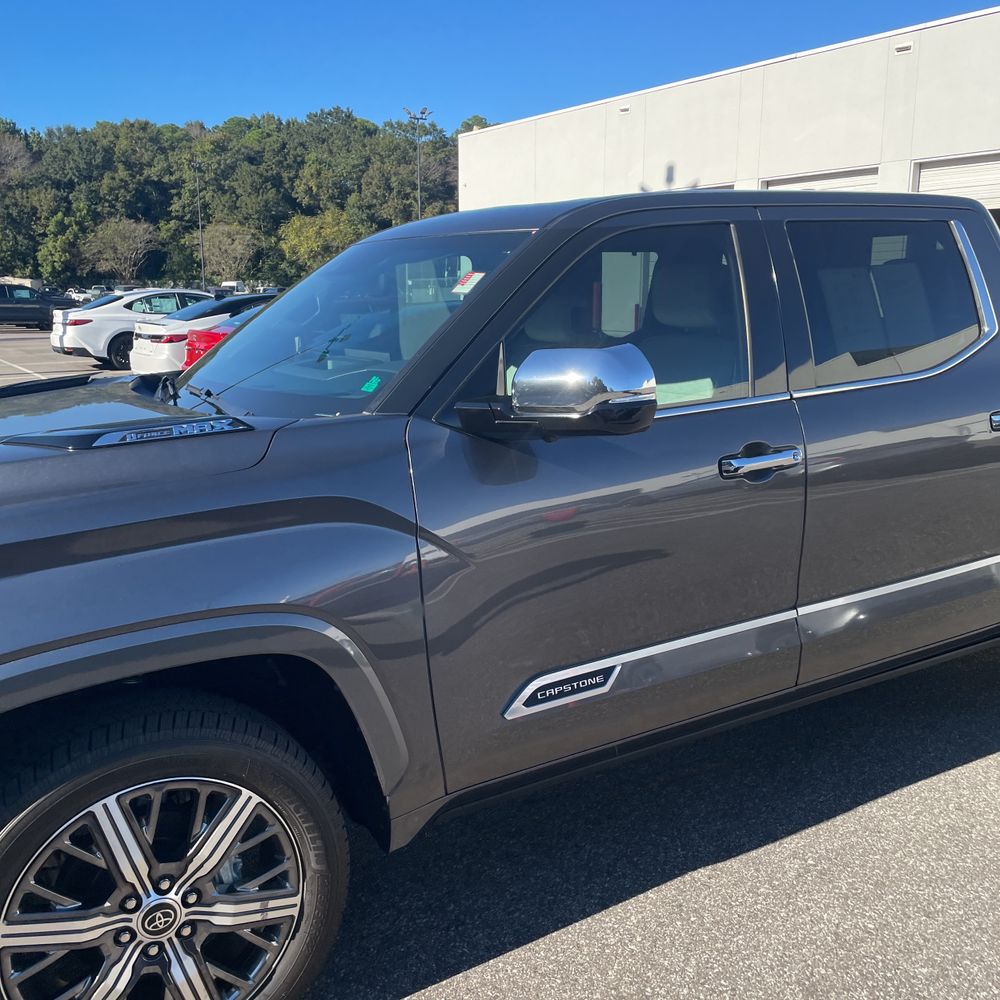 2023 Toyota Tundra Capstone HV