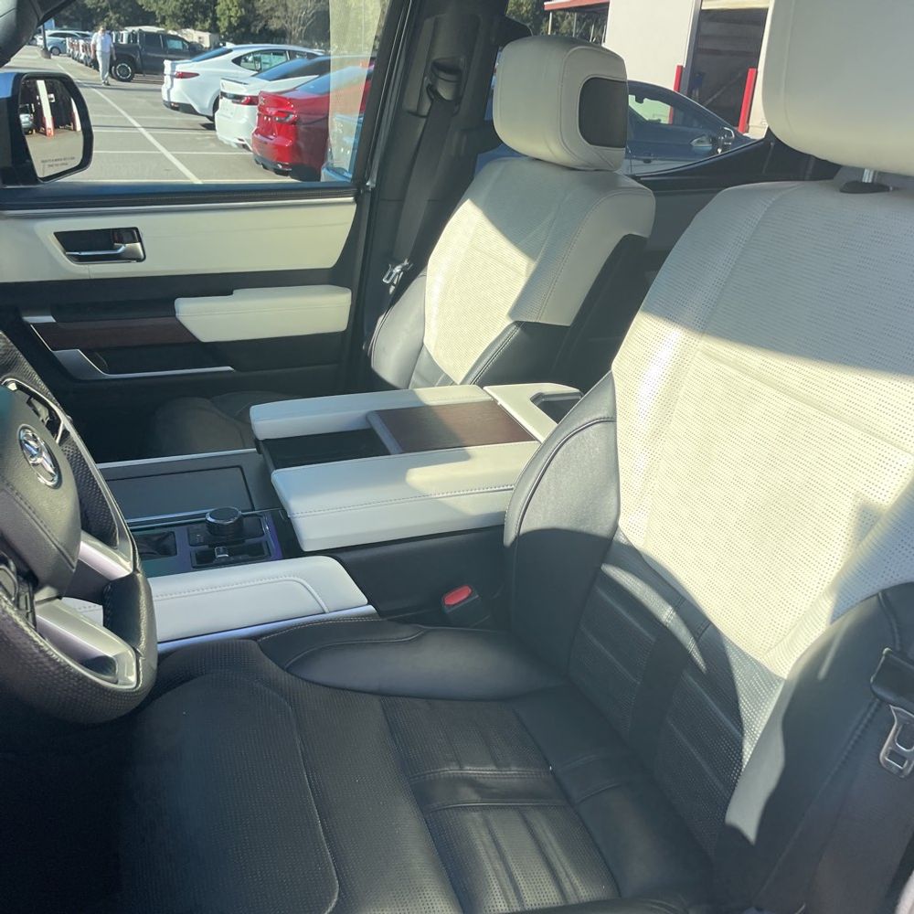 2023 Toyota Tundra Capstone HV