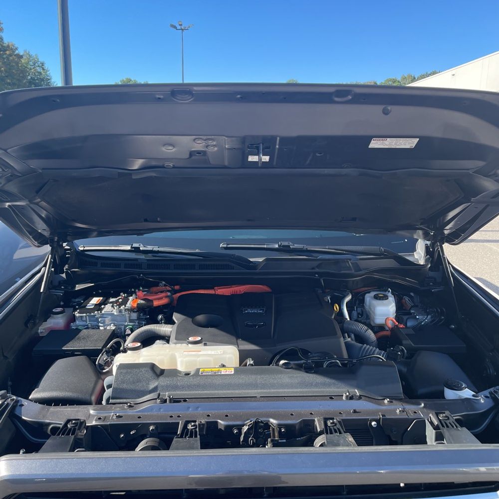 2023 Toyota Tundra Capstone HV