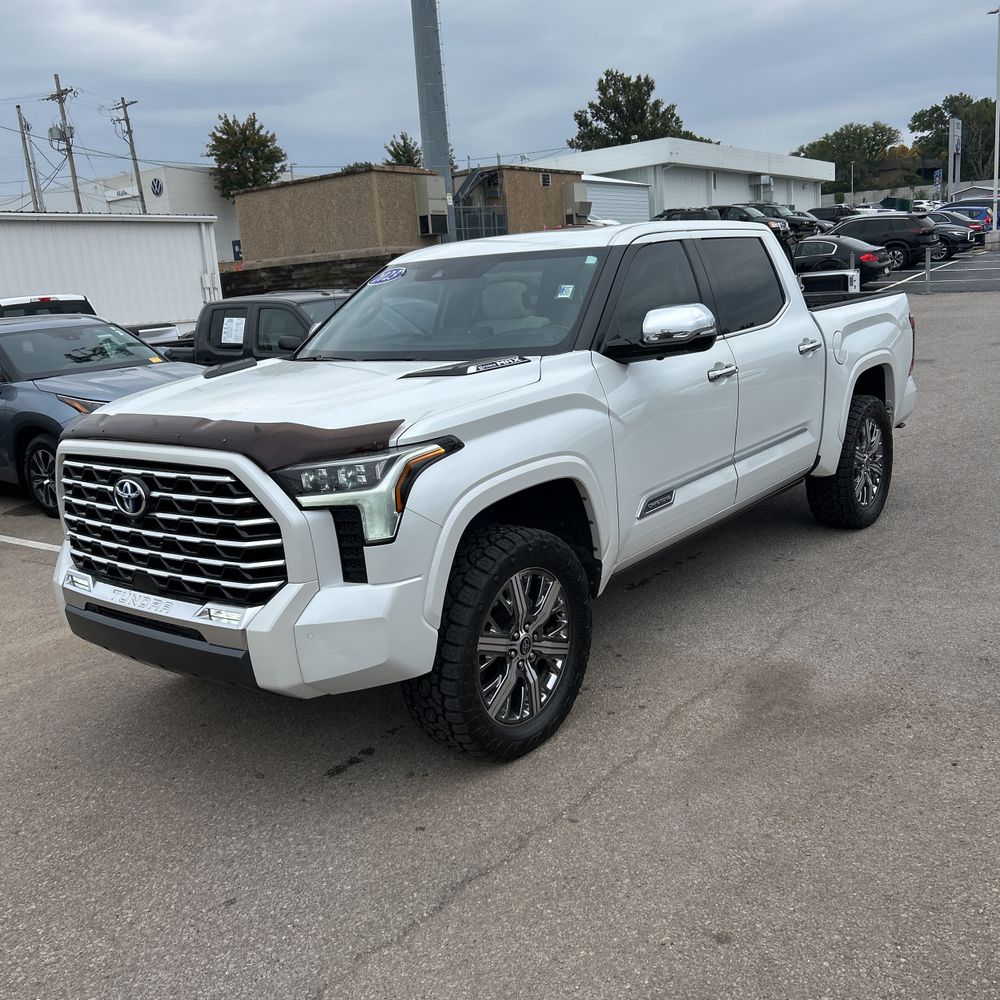 2023 Toyota Tundra Capstone HV