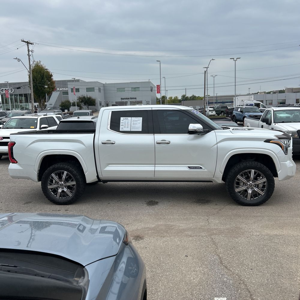 2023 Toyota Tundra Capstone HV