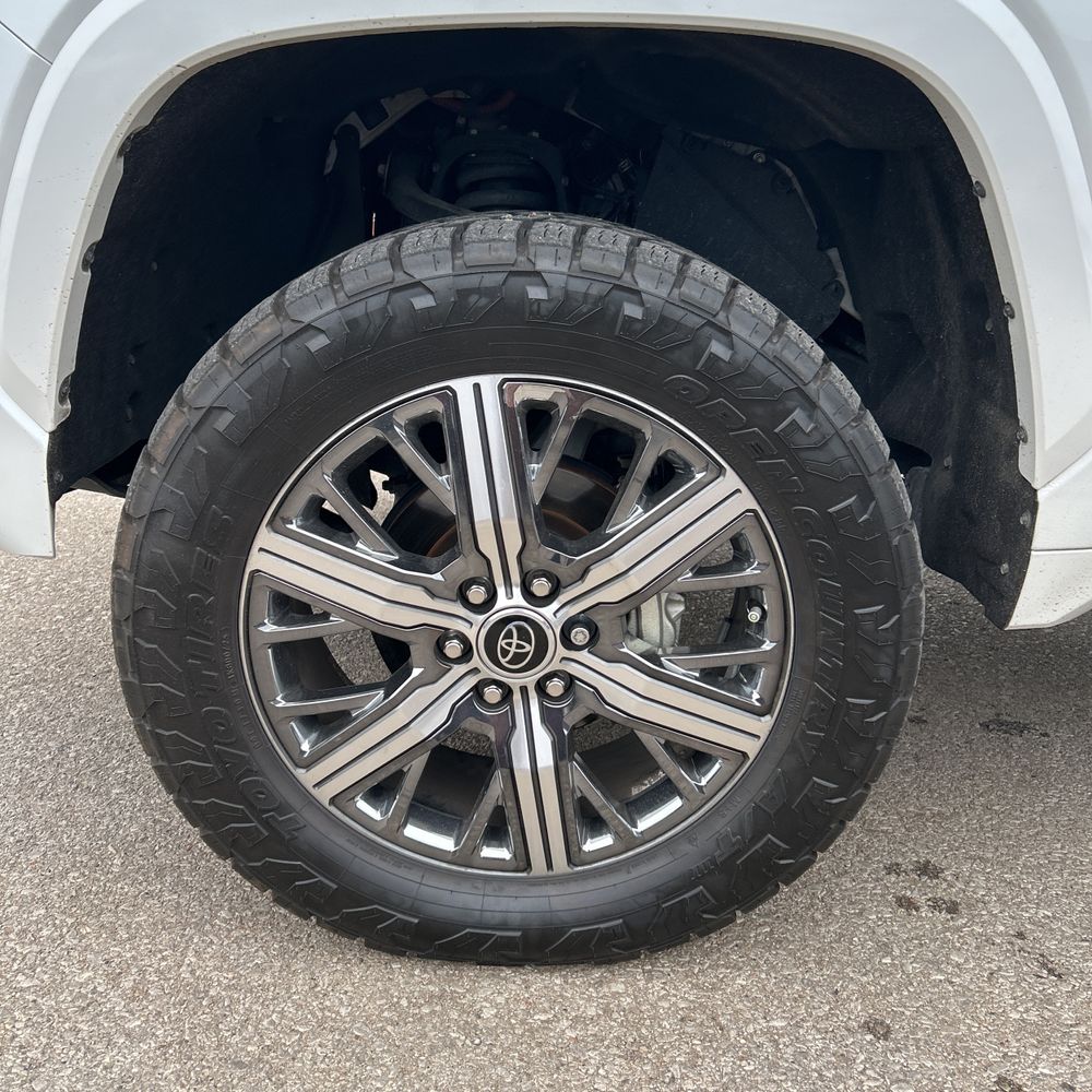 2023 Toyota Tundra Capstone HV