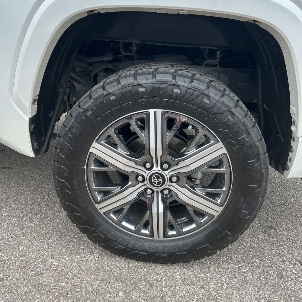 2023 Toyota Tundra Capstone HV