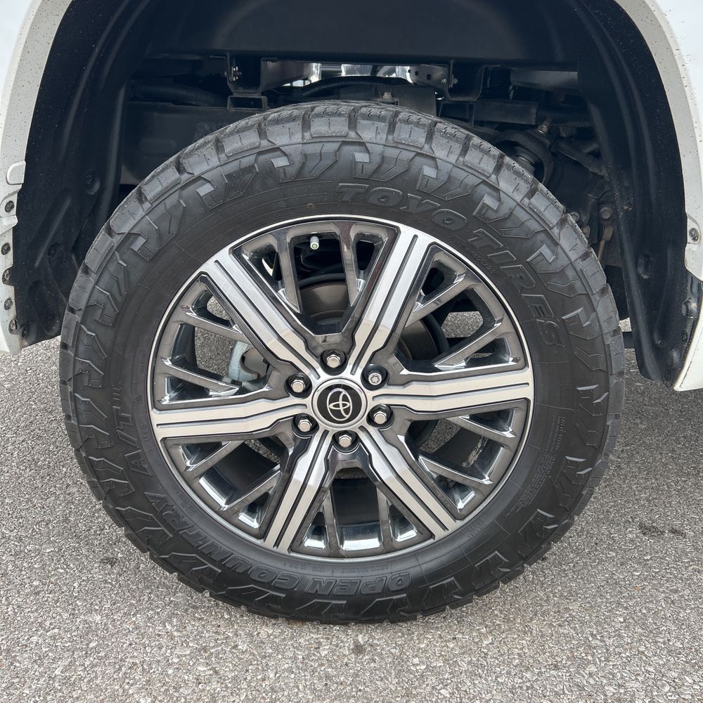 2023 Toyota Tundra Capstone HV