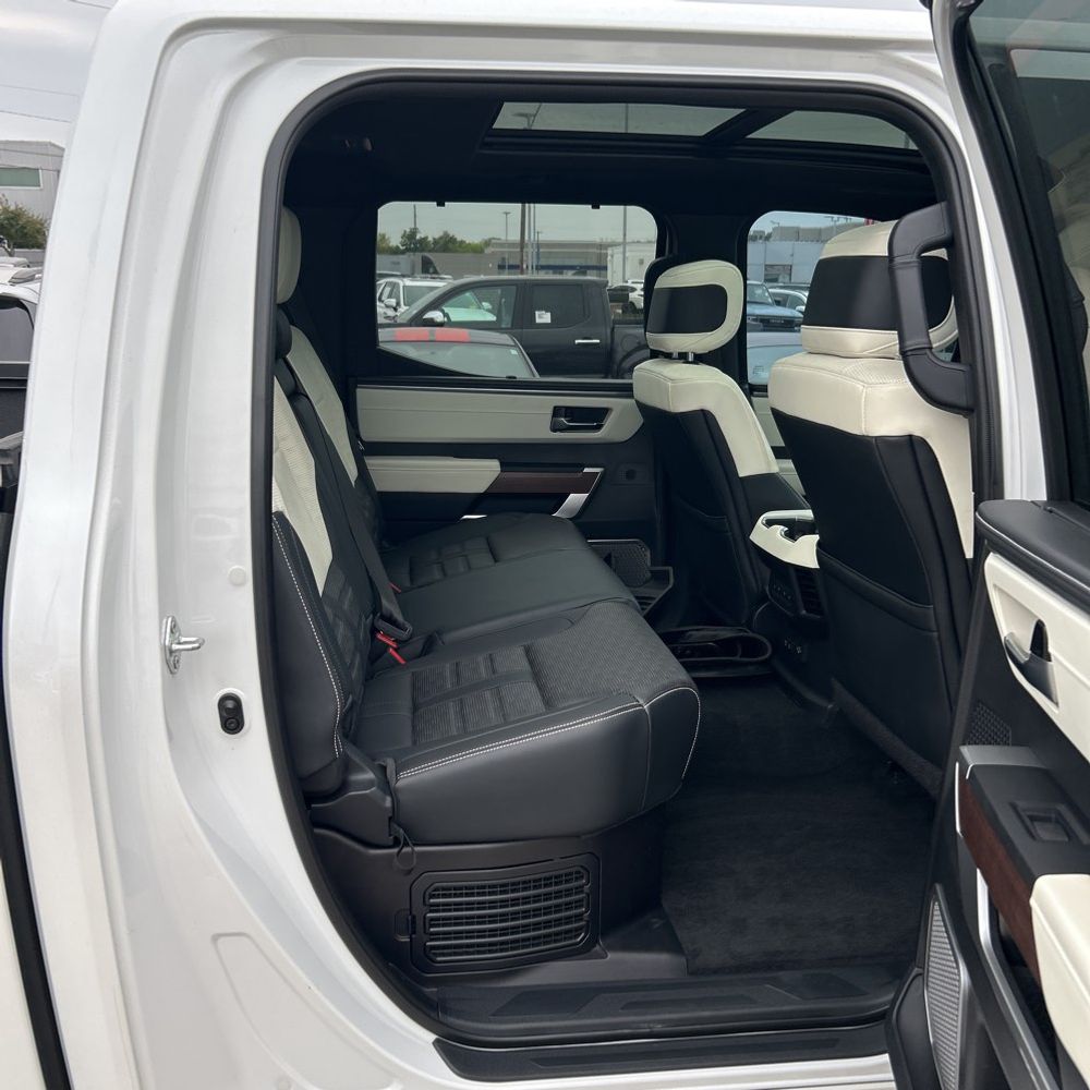 2023 Toyota Tundra Capstone HV