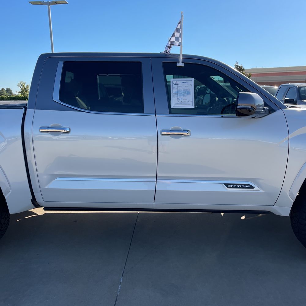 2024 Toyota Tundra Capstone HV
