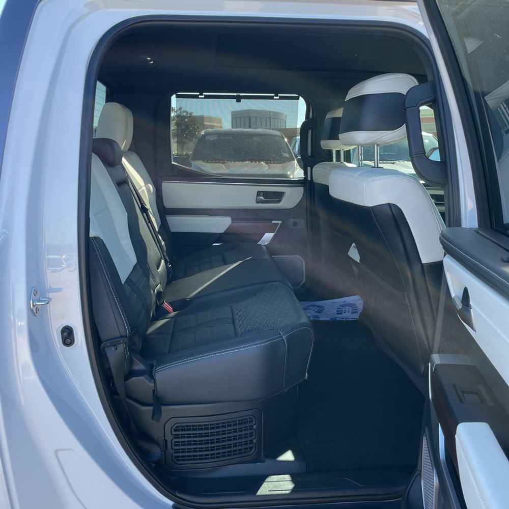 2024 Toyota Tundra Capstone HV