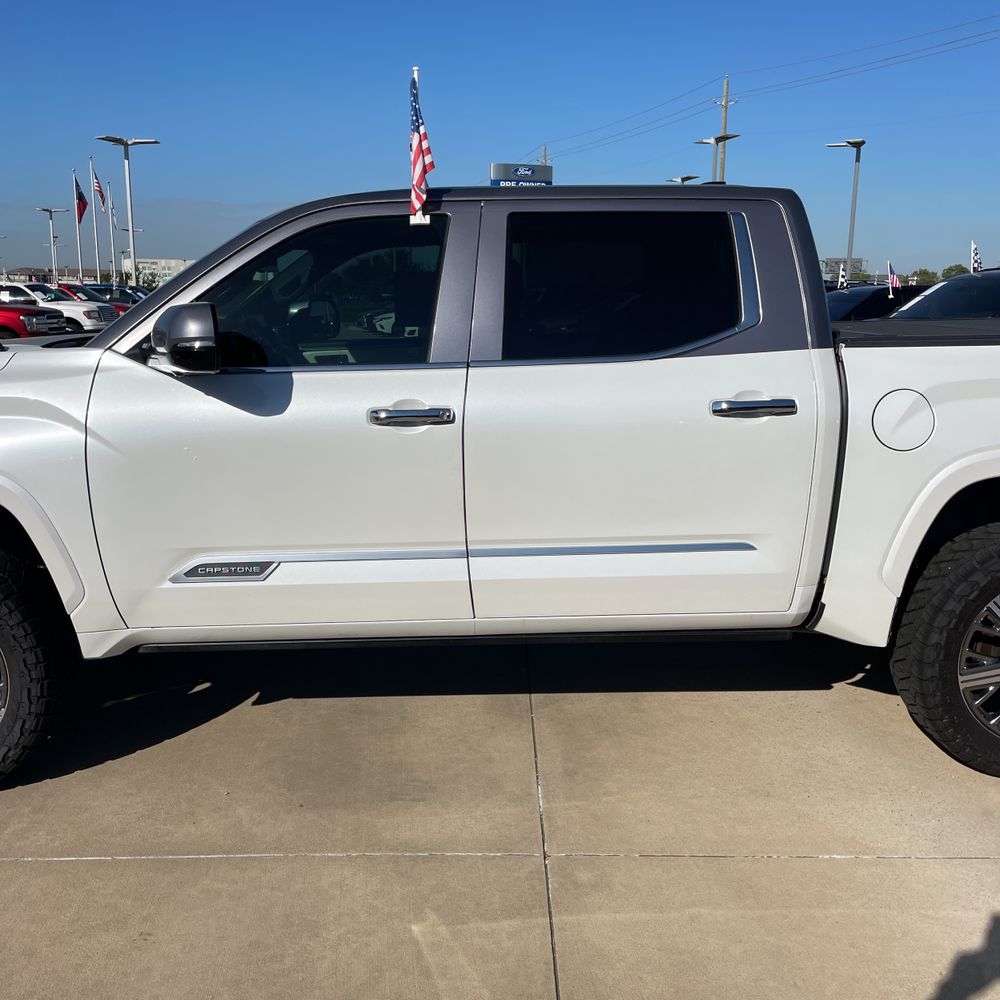 2024 Toyota Tundra Capstone HV
