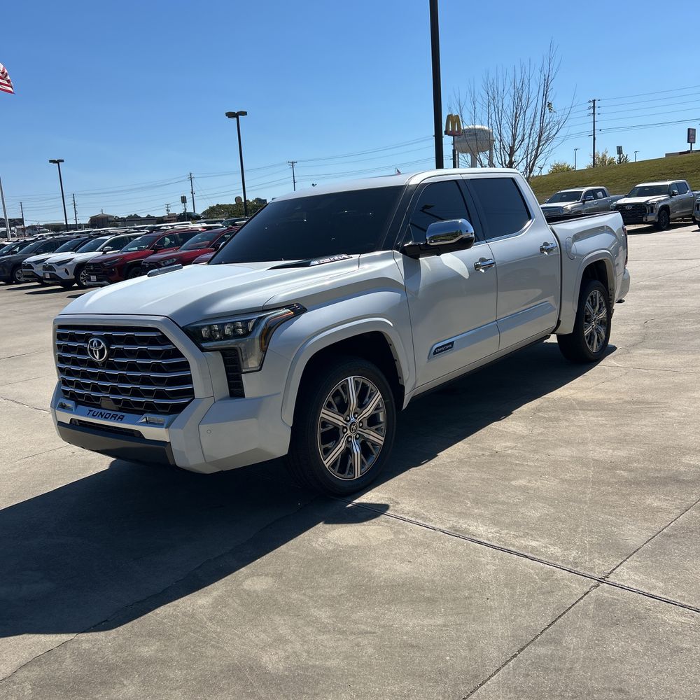 2023 Toyota Tundra Capstone HV