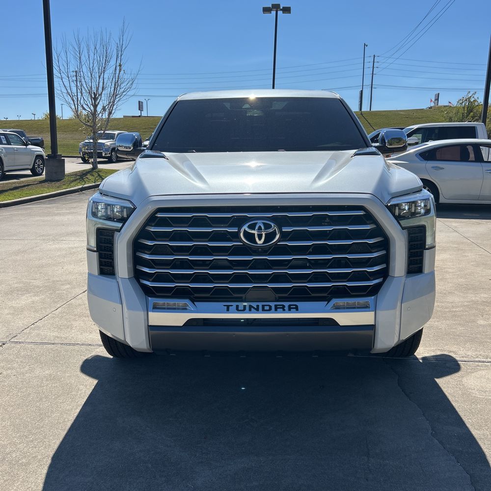 2023 Toyota Tundra Capstone HV