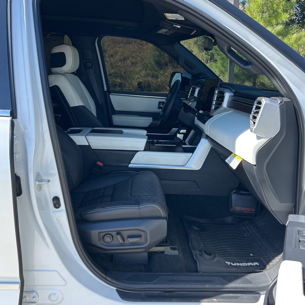 2023 Toyota Tundra Capstone HV