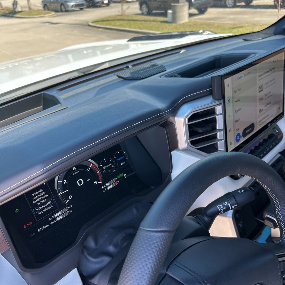 2023 Toyota Tundra Capstone HV